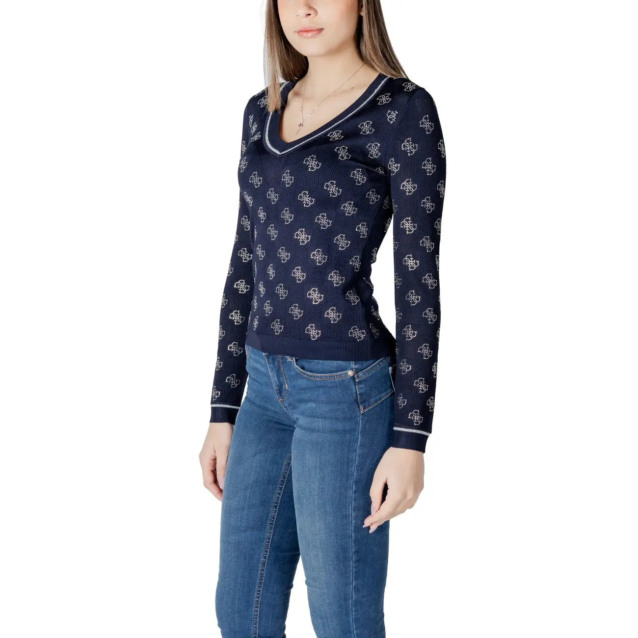 Guess Femme Pulls Guess
