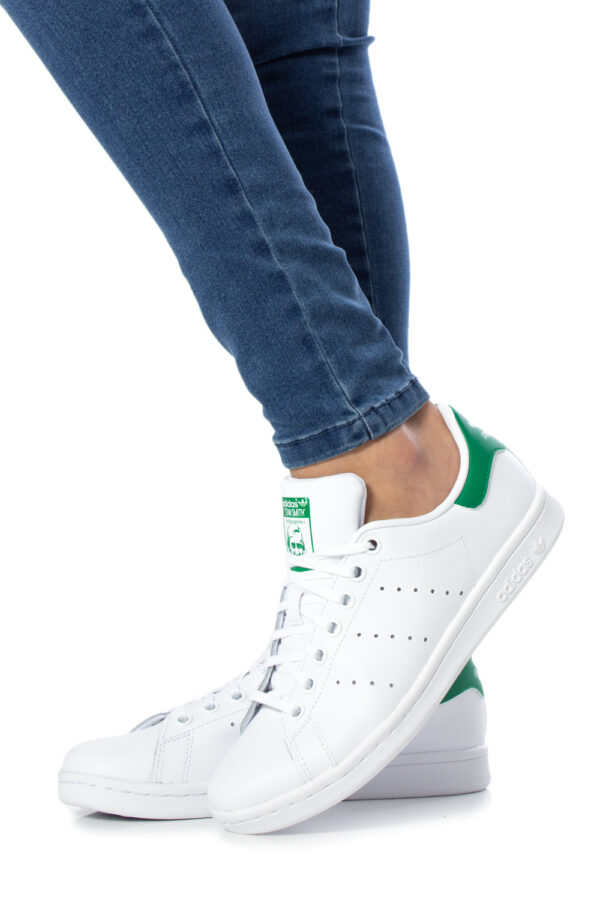 Baskets blanches stan smith femme Adidas